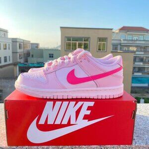 Nike Pink & Neon Pink Low-Top Sneakers (New With Box)